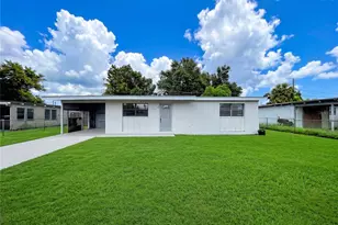 1310 Warrington Wy, Tampa, FL 33619 - Photo 28