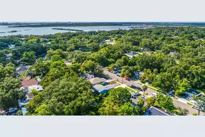 8056 30th Avenue N, Saint Petersburg, FL 33710 - Photo 4