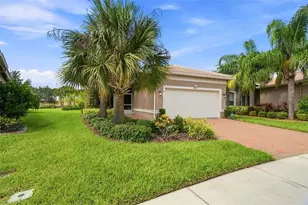 4902 Sandy Glen Way, Wimauma, FL 33598 - Photo 2