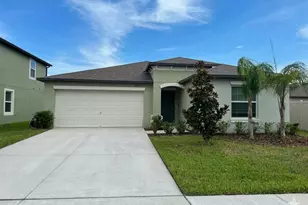 11092 Linden Depot Rd, San Antonio, FL 33576 - Photo 1