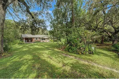 3621 Oakwood Drive, Wesley Chapel, FL 33543 - Photo 2