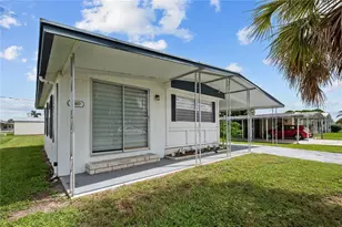 36917 Grace Ave, Zephyrhills, FL 33542 - Photo 24