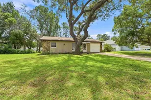 9004 Vicksburg Rd, Spring Hill, FL 34608 - Photo 2
