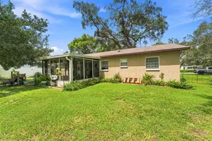 9004 Vicksburg Rd, Spring Hill, FL 34608 - Photo 30