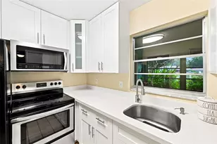 409 Feltham Trail, Sun City Center, FL 33573 - Photo 18