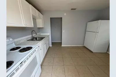 619 Avenue S NE, Winter Haven, FL 33881 - Photo 2