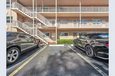 6645 1st Avenue N #102, Saint Petersburg, FL 33710 - Photo 4
