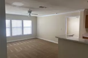 18209 Bridle Club Dr, Tampa, FL 33647 - Photo 10