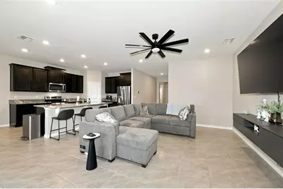 16633 Mooner Plank Circle, Wimauma, FL 33598 - Photo 12