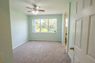 10306 Stone Moss Ave, Tampa, FL 33647 - Photo 12