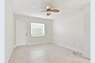 4650 Cove Circle #104, Saint Petersburg, FL 33708 - Photo 14