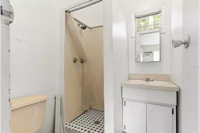 1808 S 86th Street, Tampa, FL 33619 - Photo 26