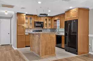 709 Hemlock Ln, Lakeland, FL 33810 - Photo 10
