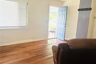 454 49th Ave N, Saint Petersburg, FL 33703 - Photo 8