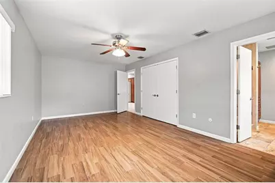 526 S Larry Circle, Brandon, FL 33511 - Photo 14