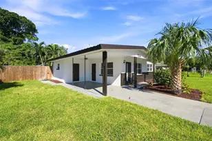 1204 65th St NW, Bradenton, FL 34209 - Photo 6