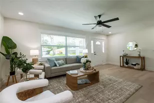 796 Pinewood Dr, Dunedin, FL 34698 - Photo 10