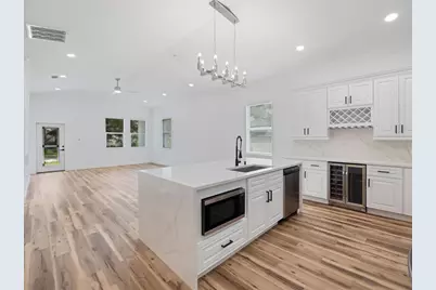 611 Elm Street, Safety Harbor, FL 34695 - Photo 8