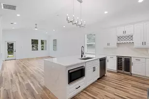 611 Elm St, Safety Harbor, FL 34695 - Photo 8