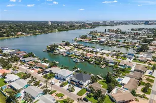 7870 Causeway Blvd S, Saint Petersburg, FL 33707 - Photo 82