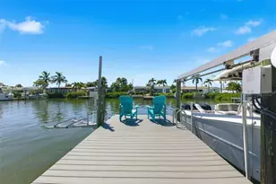 7870 Causeway Blvd S, Saint Petersburg, FL 33707 - Photo 58