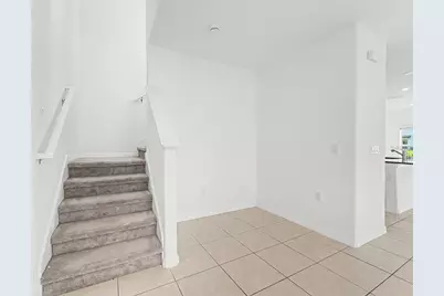 36420 Garden Wall Way, Zephyrhills, FL 33541 - Photo 30