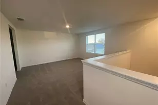 35628 Doveland Dr, Zephyrhills, FL 33541 - Photo 12