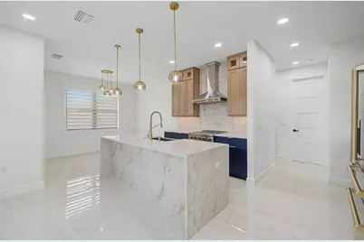 1809 Shore Acres Boulevard NE, Saint Petersburg, FL 33703 - Photo 18