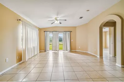 7956 Carriage Pointe Drive, Gibsonton, FL 33534 - Photo 4