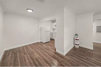 2140 22nd Avenue N, Saint Petersburg, FL 33713 - Photo 10