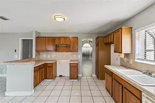 2651 Sherry Cir, Kissimmee, FL 34744 - Photo 12