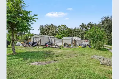11121 Lithia Pinecrest Road, Lithia, FL 33547 - Photo 16