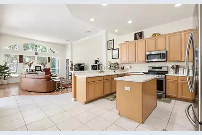 8357 Golden Prairie Drive, Tampa, FL 33647 - Photo 6