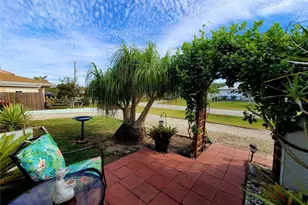 18710 Van Nuys Cir, Port Charlotte, FL 33948 - Photo 28