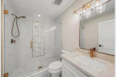 1002 E Osborne Avenue, Tampa, FL 33603 - Photo 18