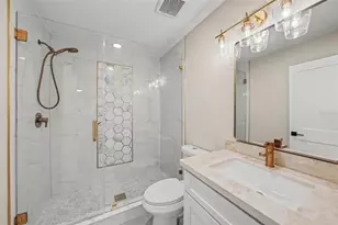 1002 E Osborne Ave, Tampa, FL 33603 - Photo 18