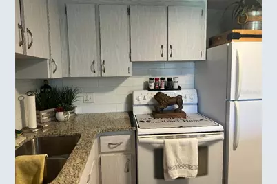 2000 World Parkway Boulevard #20, Clearwater, FL 33763 - Photo 12
