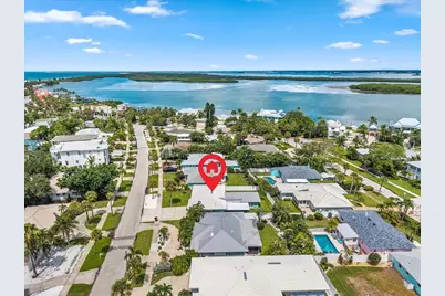 1019 Mandalay Avenue, Clearwater Beach, FL 33767 - Photo 46