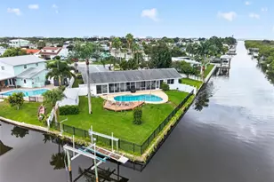8727 Bay Crest Ln, Tampa, FL 33615 - Photo 2