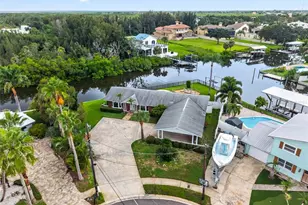 8727 Bay Crest Ln, Tampa, FL 33615 - Photo 38