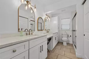 8727 Bay Crest Ln, Tampa, FL 33615 - Photo 22