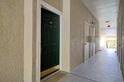5146 Northridge Road #303, Sarasota, FL 34238 - Photo 2