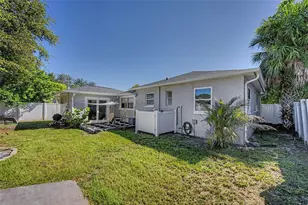 1001 Queen St S, Saint Petersburg, FL 33712 - Photo 22