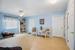 636 Oakmont Ave, Sun City Center, FL 33573 - Photo 28