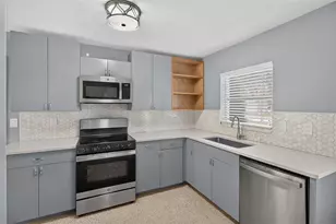 961 Lyndhurst St, Dunedin, FL 34698 - Photo 20