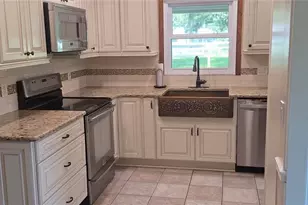 22011 Darley Pl, Land O Lakes, FL 34639 - Photo 16