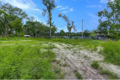 6806 New York Drive #Lot B, Tampa, FL 33619 - Photo 2