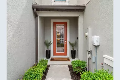 31898 Blue Passing Loop, Wesley Chapel, FL 33545 - Photo 4