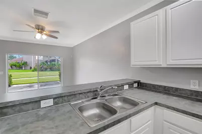 12316 Healey Summit Lane, Riverview, FL 33579 - Photo 14