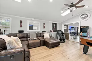 16012 Saddlestring Dr, Tampa, FL 33618 - Photo 18